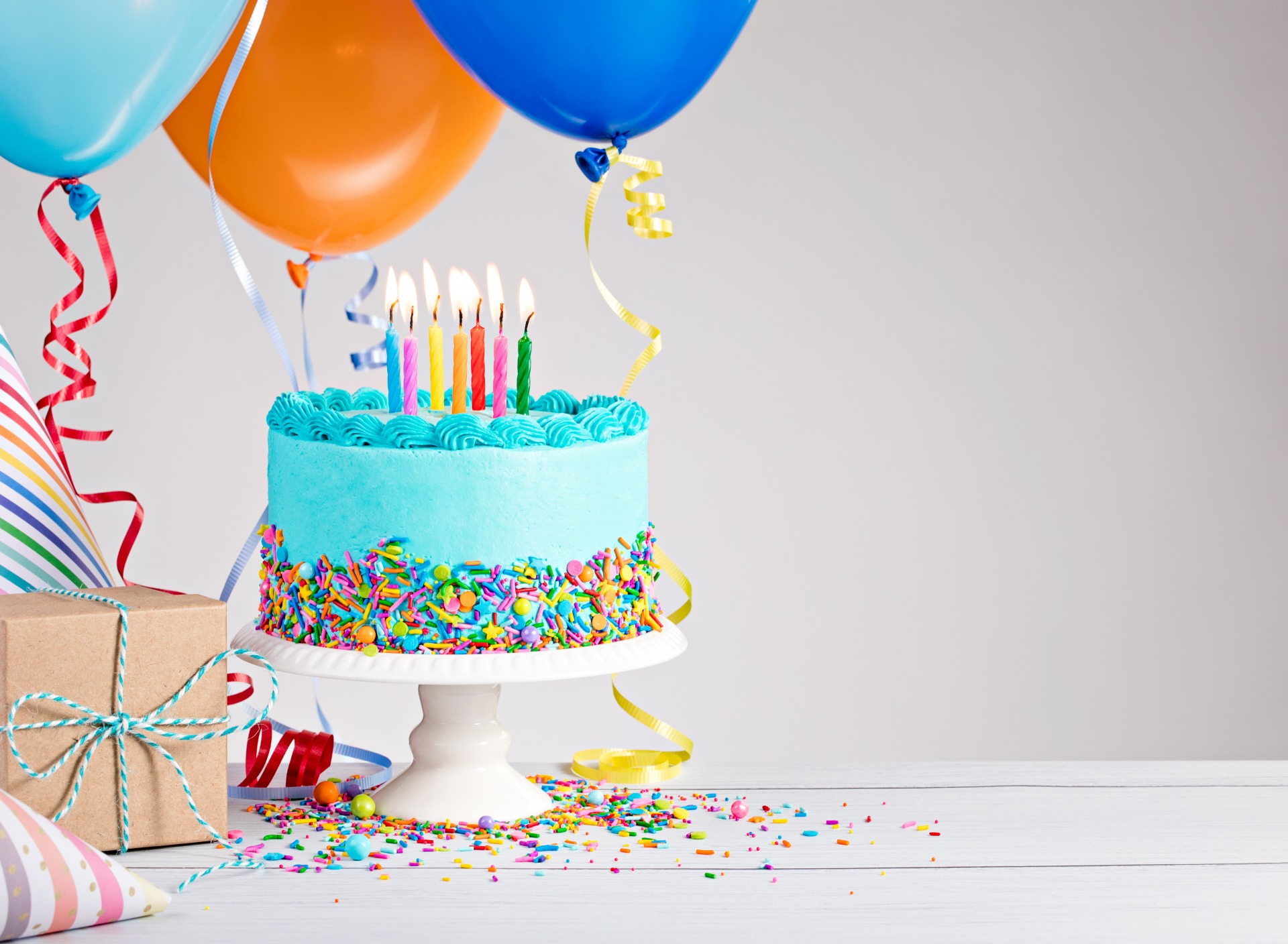 happy-birthday-cake-candles-colorful-den-rozhdeniia-tort-dec birthday cake