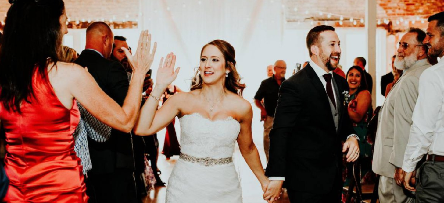photo-couple-wedding-happiness-smiles-memories photo-couple-wedding-happiness-smiles-memories
